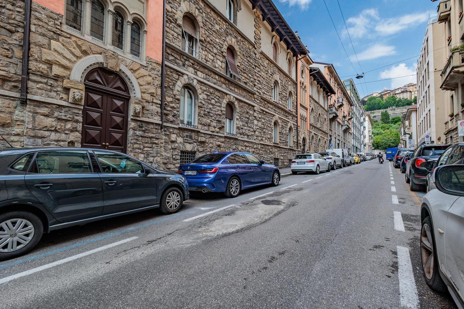 Apartament Four Trees Garden House Bergamo